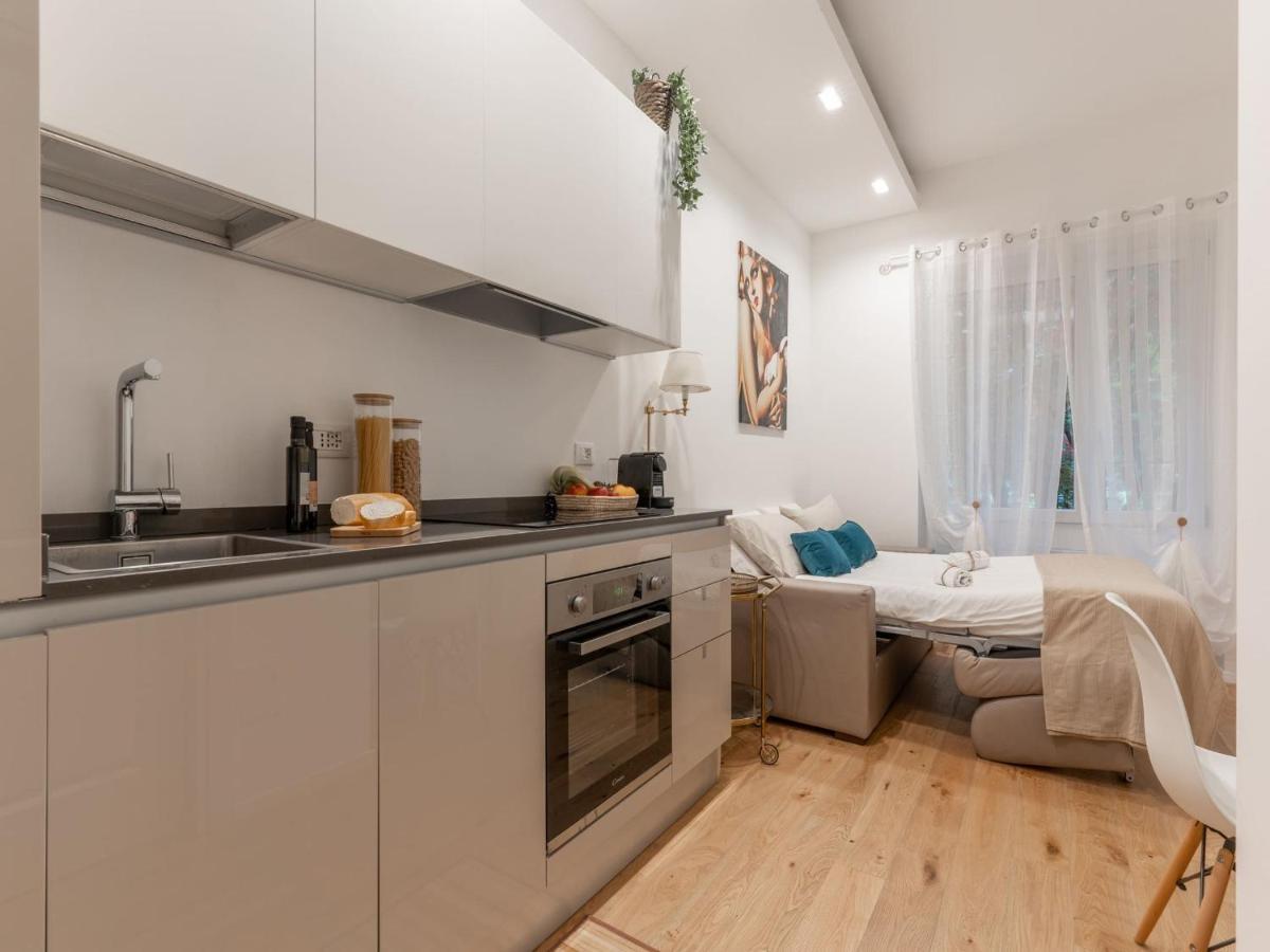 The Best Rent - Gorgeous One-Bedroom Apartment In Ticinese Milano Esterno foto