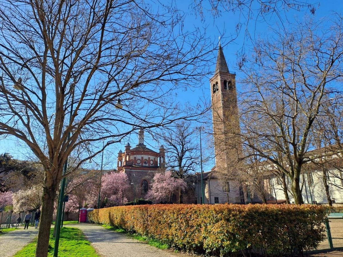 The Best Rent - Gorgeous One-Bedroom Apartment In Ticinese Milano Esterno foto